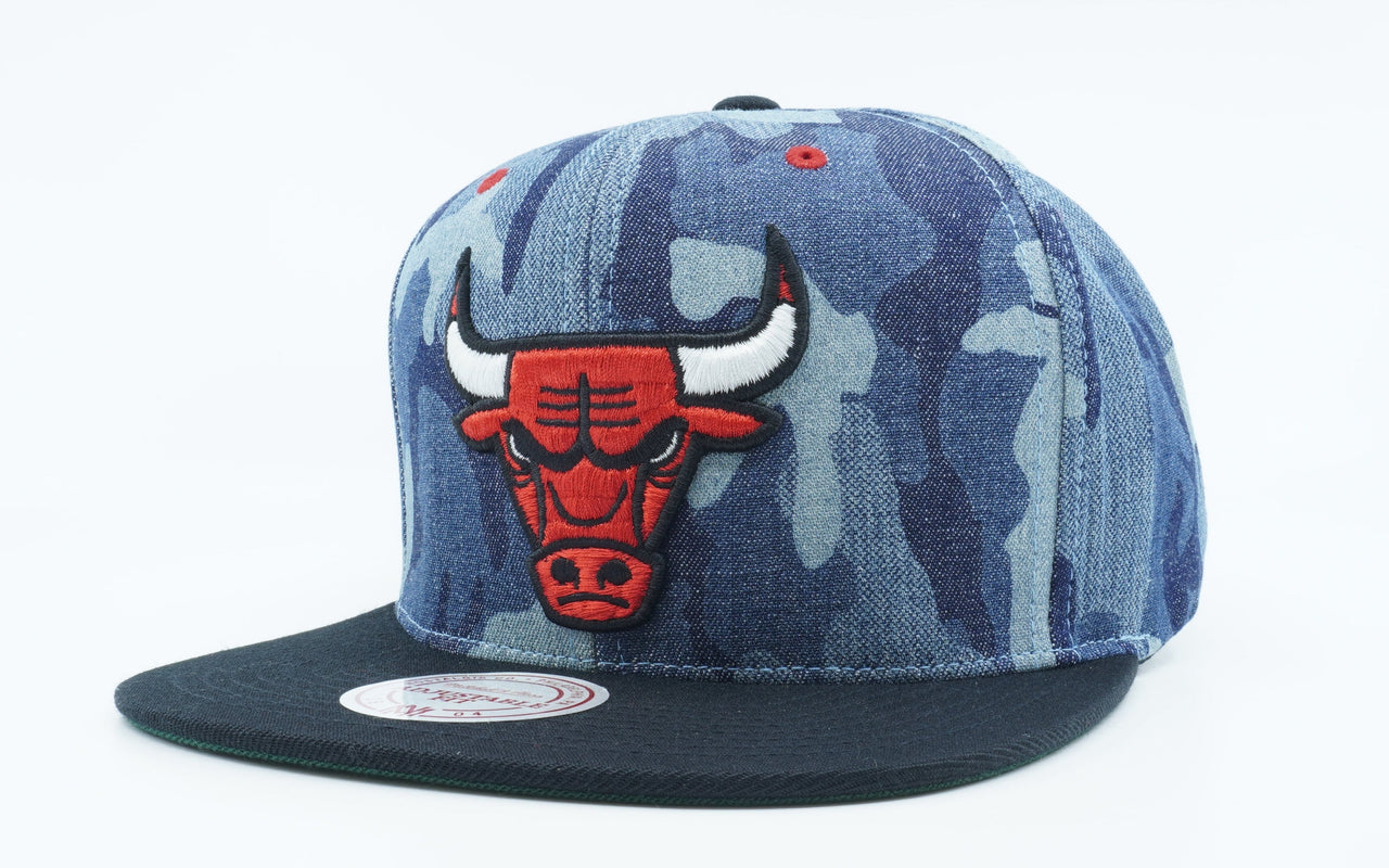 [VD16Z-FAS-A-5BULLS] MENS NBA CHICAGO BULLS CAMOUFLAGE DENIM 2T SNAPBACK