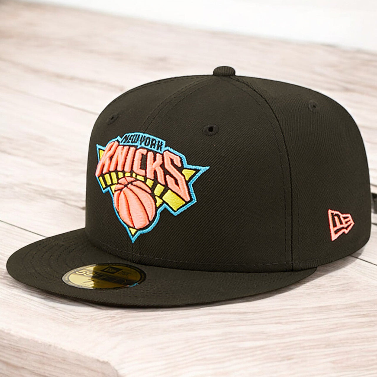 [70643201] Mens New Era NBA 5950 PINK GLOW FITTED - NY KNICKS