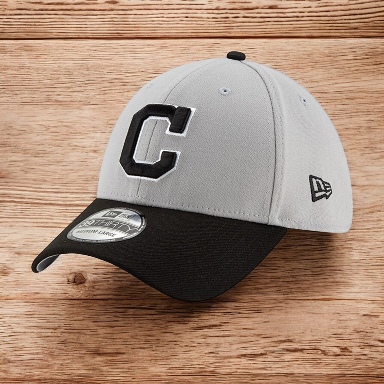 [11946922] Mens New Era MLB Team Classic 3930 Flex - Cleveland Indians