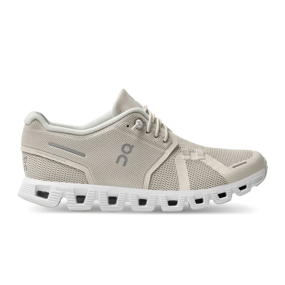 On Running Women's Cloud 5 - Pearl/White