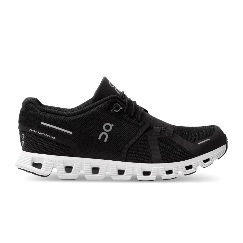 On Running Women's Cloud 5 - Black/White